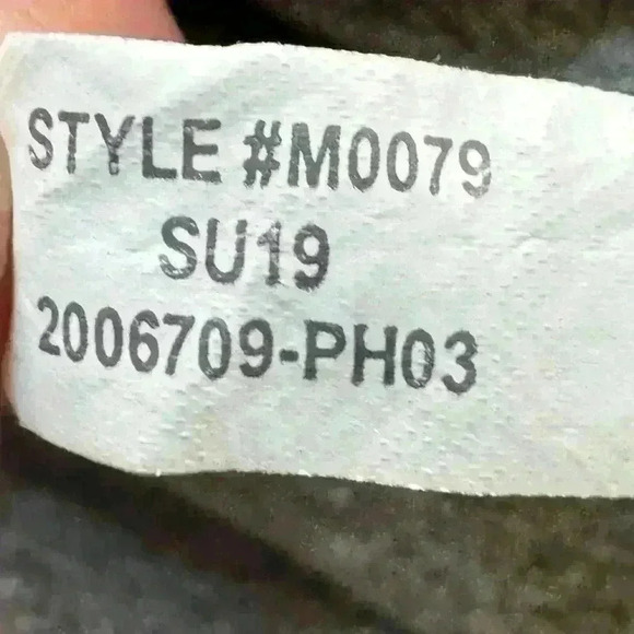 Madewell Ruffle Sleeve blouse relaxed fit, comfortable material, classy #M0079 - Picture 7 of 10